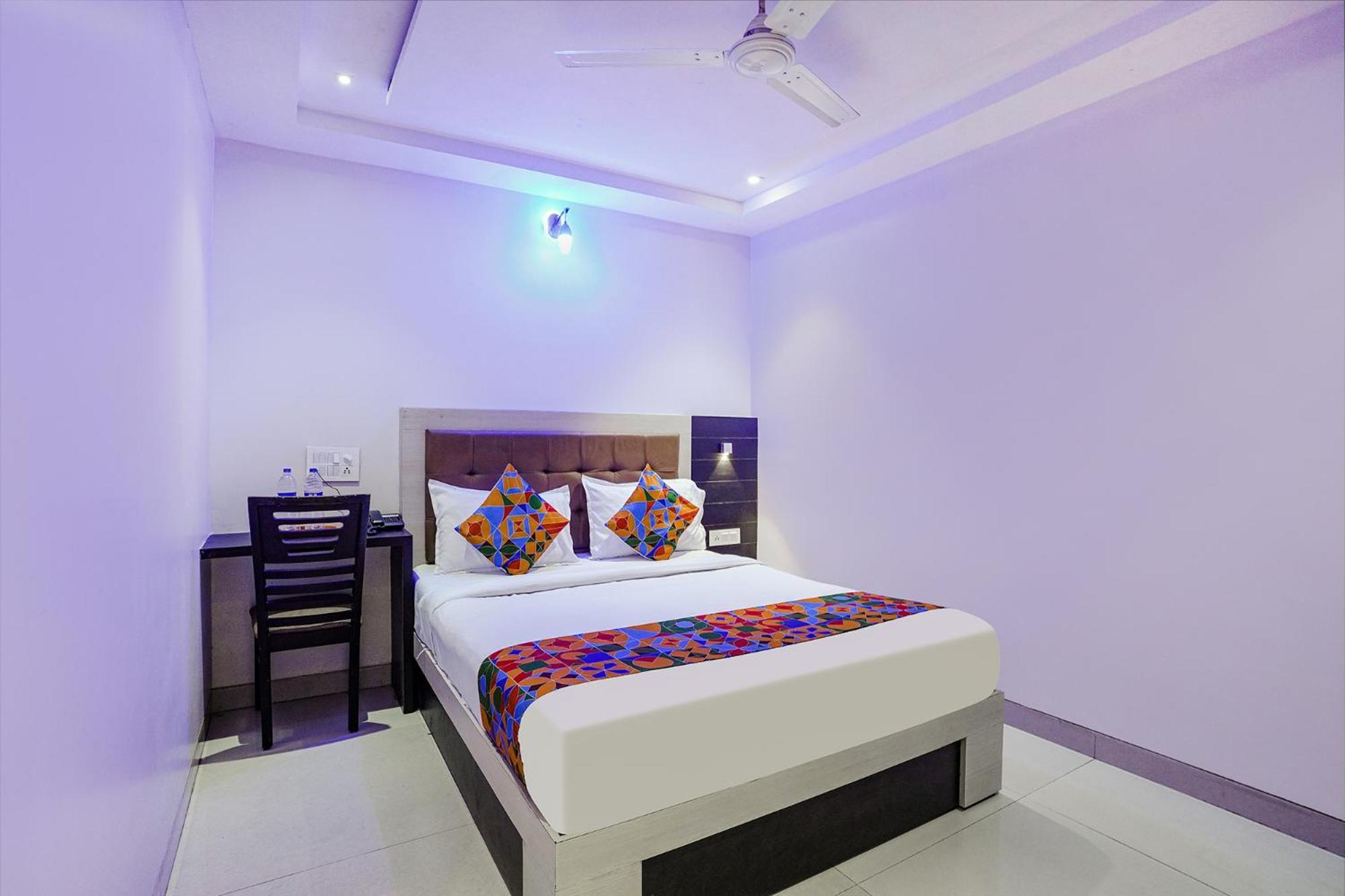 Fabexpress Embassy Suites - Nr Bkc Mumbai Luaran gambar